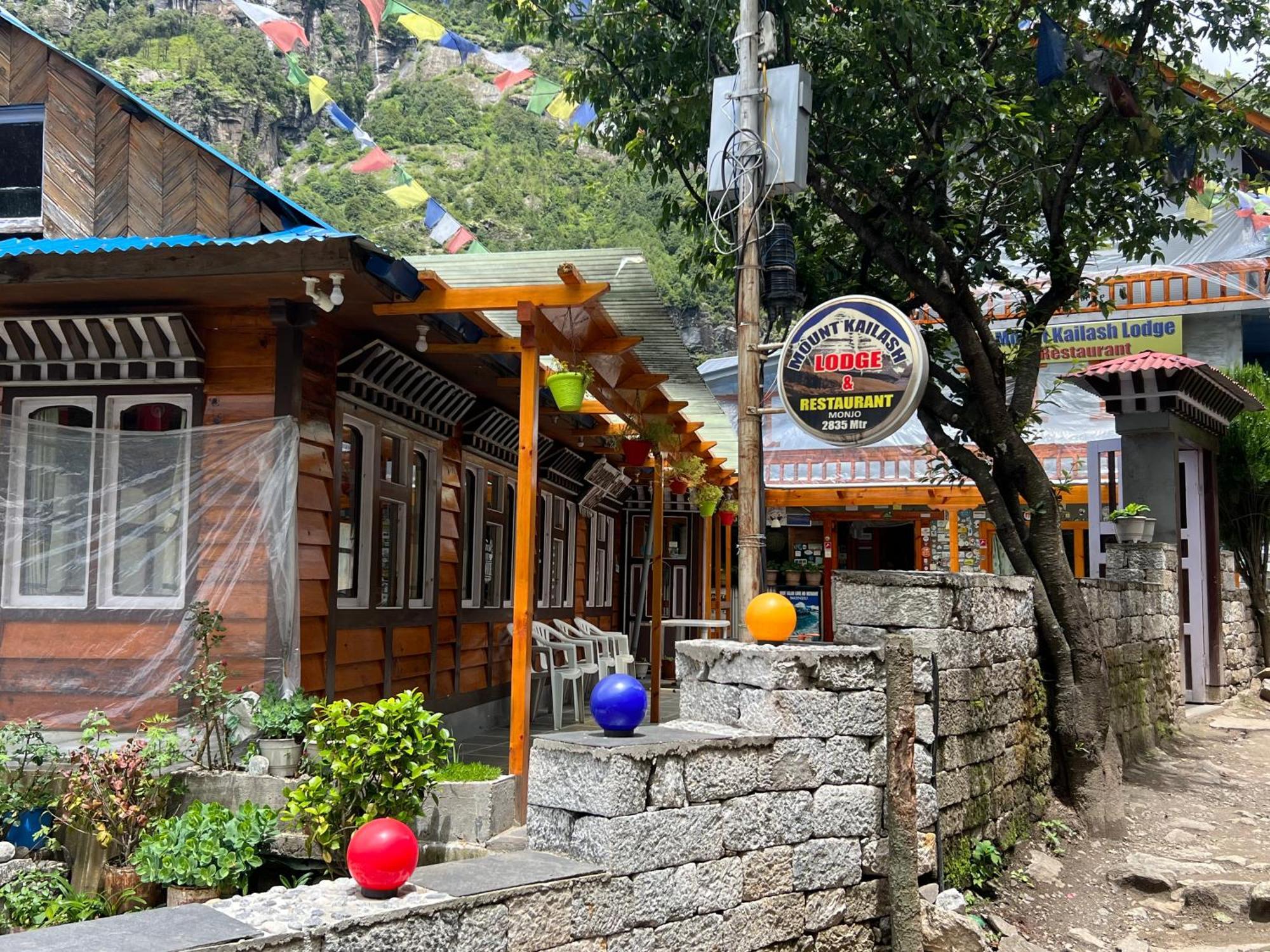 Mount Kailash Lodge And Resturant , Monjo Dış mekan fotoğraf